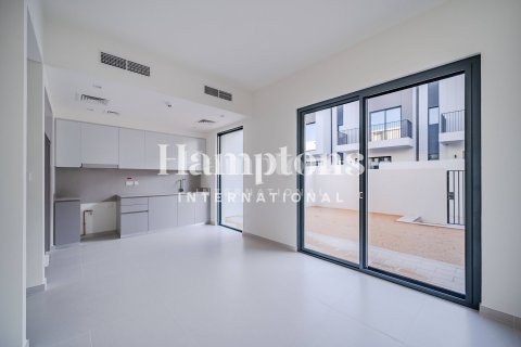 Снять в аренду таунхаус в Dubai South (Dubai World Central), Дубай: 3 спальни, 147.25125500м², № 63600 - фото 5