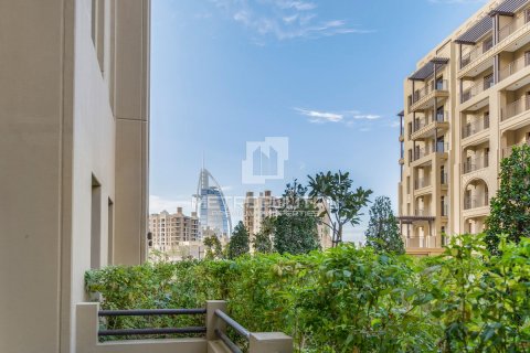 Купить квартиру в Madinat Jumeirah Living, Умм-Сукейм, Дубай: 1 спальня, 94м², № 15015 - фото 25