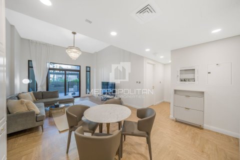 Купить квартиру в Madinat Jumeirah Living, Умм-Сукейм, Дубай: 1 спальня, 94м², № 15015 - фото 8