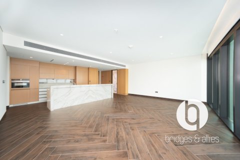 Apartment in Dubai 2 bedrooms, 150 sq.m. № 98138 - photo 10