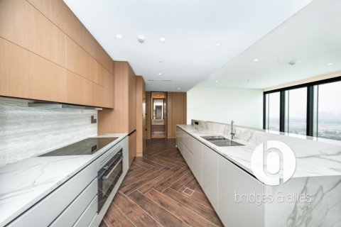 Apartment in Dubai 2 bedrooms, 150 sq.m. № 98138 - photo 17
