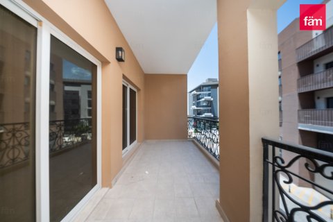 Villa à Dubai, 4 chambres, 125.2 m², № 112562 - photo 3