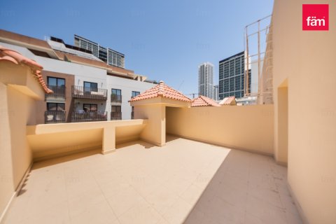 Villa à Dubai, 4 chambres, 125.2 m², № 112562 - photo 24
