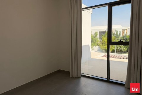 Villa à Dubai, 4 chambres, 249.6 m², № 112556 - photo 6