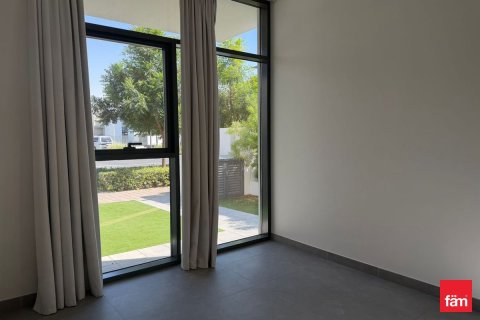 Villa à Dubai, 4 chambres, 249.6 m², № 112556 - photo 8