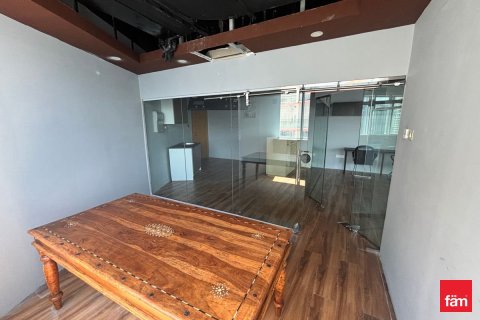 Bureau à Business Bay, Dubai, 94.2 m², № 112553 - photo 11