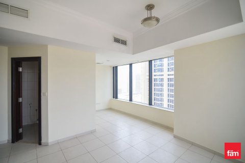 Appartement à Dubai, 2 chambres, 136.4 m², № 112554 - photo 3