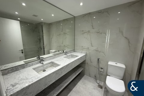 Снять в аренду квартиру в Дубай Марине, Дубай: 4 спальни, 224м², № 76167 - фото 26