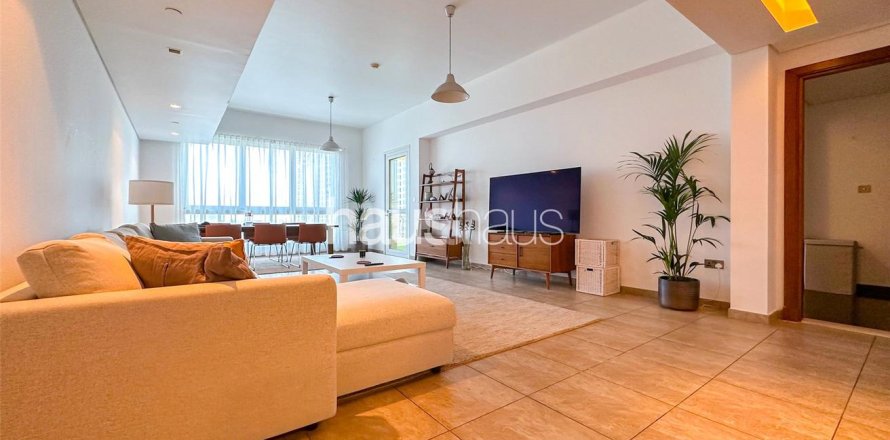 Apartment in Marina Residences, Palm Jumeirah, Dubai 2 bedrooms, 174 sq.m. № 44131