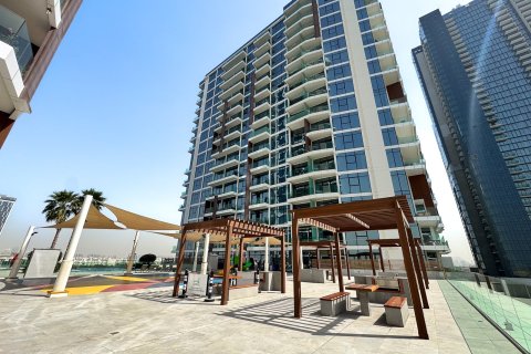 Apartment in Al Kifaf, Dubai 2 bedrooms, 144 sq.m. № 96926 - photo 25