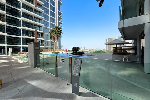 Apartment in Al Kifaf, Dubai 2 bedrooms, 144 sq.m. № 96926 - photo 19