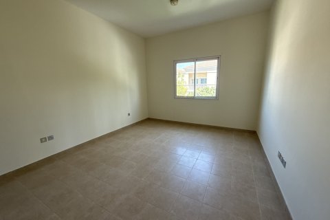 Adosado en Jumeirah Village Triangle, Dubai, 2 dormitorios, 240 m², № 96920 - foto 8