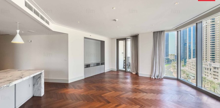 Квартира в Даунтаун Дубай (Даунтаун Бурдж Дубай), Дубай, 3 спальни, 186.9м², № 93728