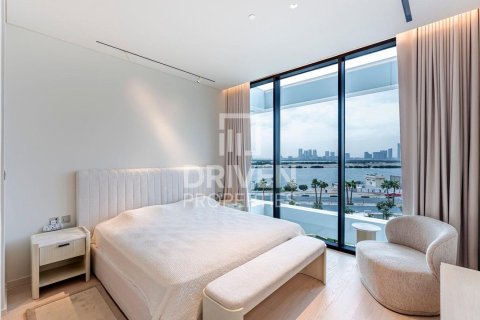 Apartment in Al Jaddaf, Dubai 2 bedrooms, 124.95 sq.m. № 129348