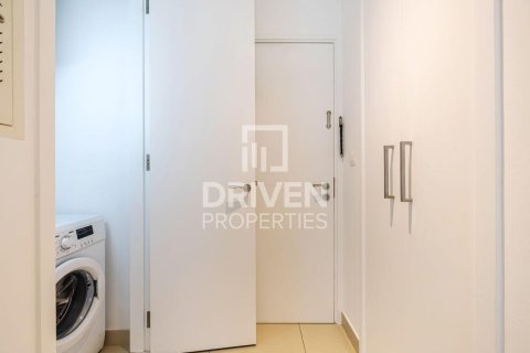Apartment in 29 Burj Boulevard, Downtown Dubai (Downtown Burj Dubai), Dubai 1 bedroom, 78.78 sq.m. № 129350 - photo 3
