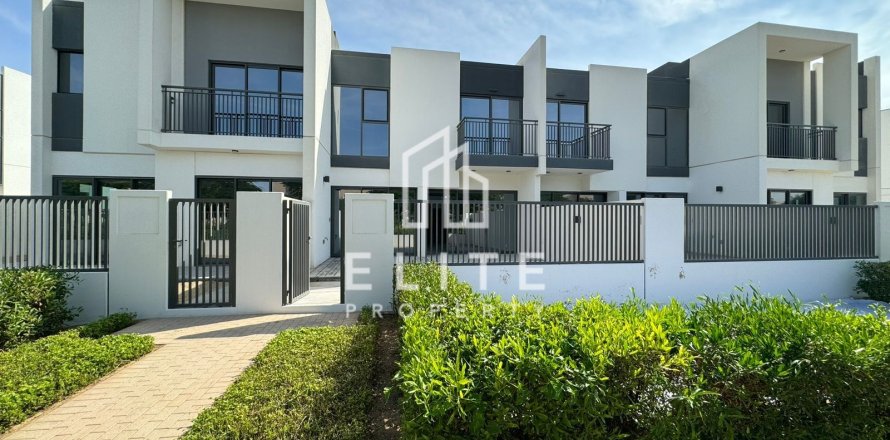 Adosado en Villanova, Dubai Land, Dubai, 3 dormitorios, 163 m², № 89648