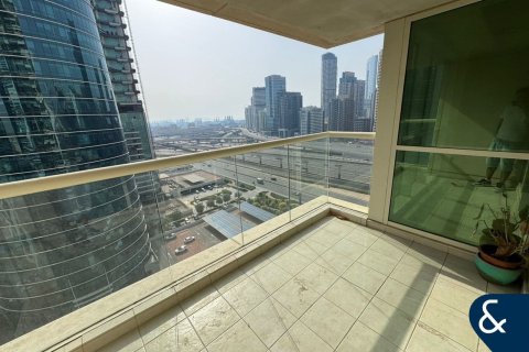 Apartment in Jumeirah Lake Towers, Dubai 2 bedrooms, 110 sq.m. № 98917 - photo 5