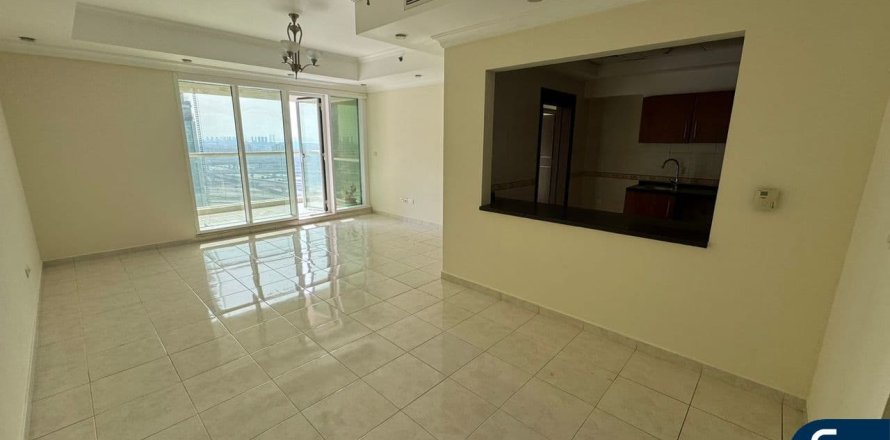 Apartment in Jumeirah Lake Towers, Dubai 2 bedrooms, 110 sq.m. № 98917