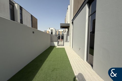 Villa à Mudon, Dubai, 4 chambres, 247 m², № 76410 - photo 3