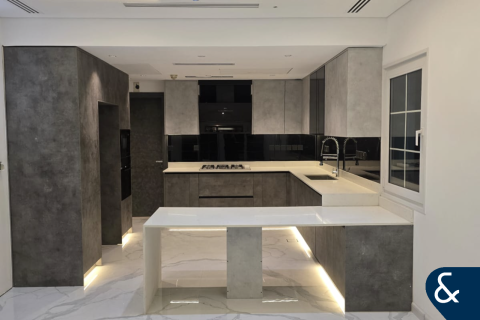 Снять в аренду виллу в Джумейра Вилладж Серкл, Дубай: 3 спальни, 665м², № 76412 - фото 4