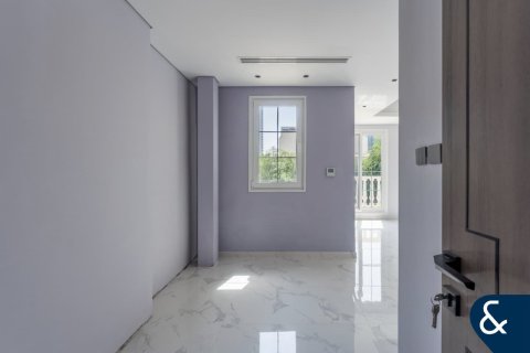 Снять в аренду виллу в Джумейра Вилладж Серкл, Дубай: 3 спальни, 665м², № 76412 - фото 11