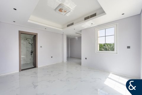 Снять в аренду виллу в Джумейра Вилладж Серкл, Дубай: 3 спальни, 665м², № 76412 - фото 12