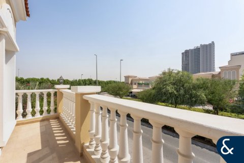 Снять в аренду виллу в Джумейра Вилладж Серкл, Дубай: 3 спальни, 665м², № 76412 - фото 21