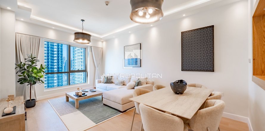 Apartment in Lake Almas West, Jumeirah Lake Towers, Dubai 2 bedrooms, 90 sq.m. № 74186