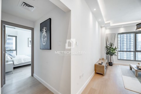 Apartment in Lake Almas West, Jumeirah Lake Towers, Dubai 2 bedrooms, 90 sq.m. № 74186 - photo 12