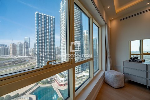 Apartment in Lake Almas West, Jumeirah Lake Towers, Dubai 2 bedrooms, 90 sq.m. № 74186 - photo 25