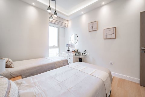 Apartment in Lake Almas West, Jumeirah Lake Towers, Dubai 2 bedrooms, 90 sq.m. № 74186 - photo 21