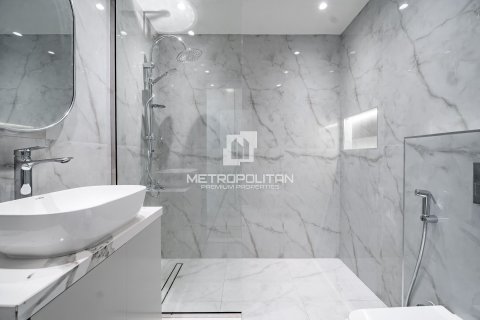 Apartment in Lake Almas West, Jumeirah Lake Towers, Dubai 2 bedrooms, 90 sq.m. № 74186 - photo 27