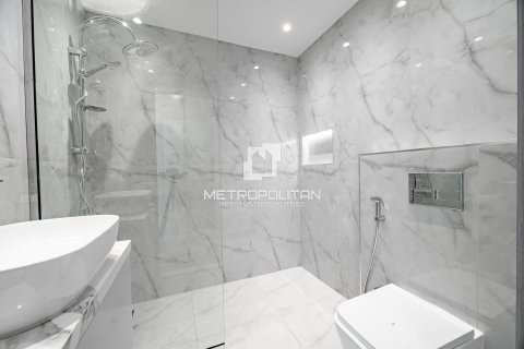 Apartment in Lake Almas West, Jumeirah Lake Towers, Dubai 2 bedrooms, 90 sq.m. № 74186 - photo 28