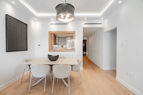 Apartment in Lake Almas West, Jumeirah Lake Towers, Dubai 2 bedrooms, 90 sq.m. № 74186 - photo 7