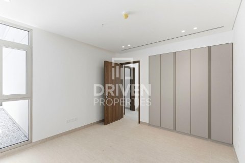 Villa en Jumeirah Park, Dubai, 5 dormitorios, 373.93 m², № 126679 - foto 14