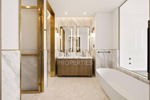 Apartment in Business Bay, Dubai 3 bedrooms, 289.02 sq.m. № 126687 - photo 21