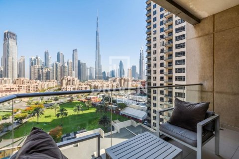 Apartamento en South Ridge, Downtown Dubai (Downtown Burj Dubai), Dubai, 3 dormitorios, 175.77 m², № 126688