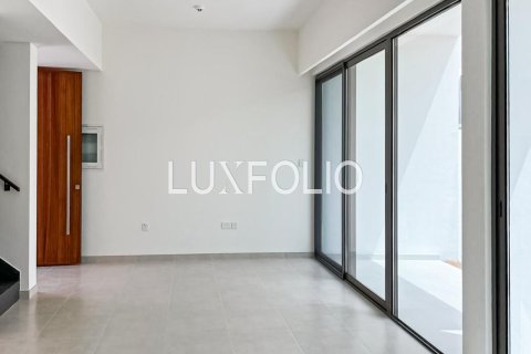 Townhouse in The Valley, Dubai 3 bedrooms, 175 sq.m. № 45275 - photo 11