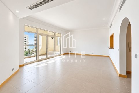 Квартира в Shoreline Apartments, Пальма Джумейра, Дубай, 2 спальни, 148м², № 142427