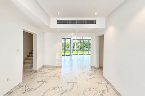 Townhouse in Umm Suqeim 3, Umm Suqeim, Dubai 3 bedrooms, 288 sq.m. № 142419 - photo 4