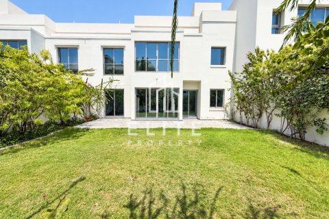 Townhouse in Umm Suqeim 3, Umm Suqeim, Dubai 3 bedrooms, 288 sq.m. № 142419 - photo 7
