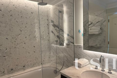 Купить квартиру в Даунтаун Дубай (Даунтаун Бурдж Дубай), Дубай: 2 спальни, 135м², № 39078 - фото 7