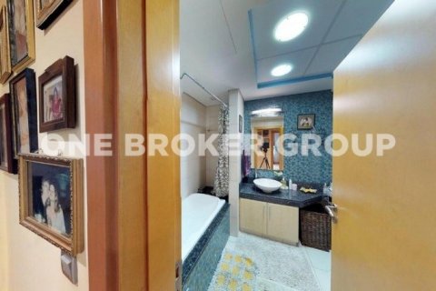 Apartment in Palm Jumeirah, Dubai 2 bedrooms, 185.5 sq.m. № 231 - photo 14