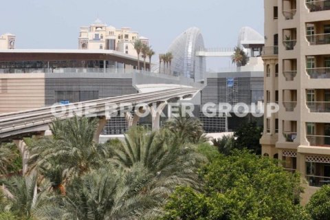 Apartment in Palm Jumeirah, Dubai 2 bedrooms, 185.5 sq.m. № 231 - photo 5