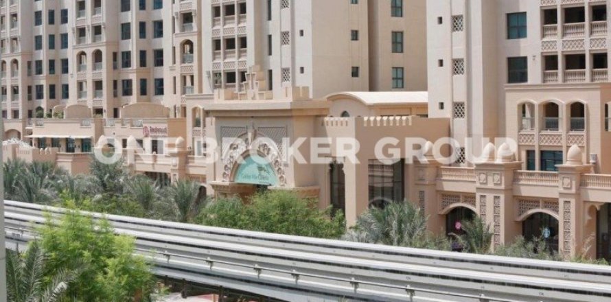Apartment in Palm Jumeirah, Dubai 2 bedrooms, 185.5 sq.m. № 231