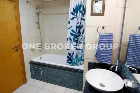 Apartment in Palm Jumeirah, Dubai 2 bedrooms, 185.5 sq.m. № 231 - photo 15