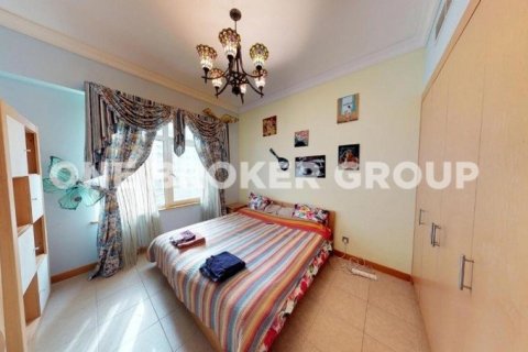 Apartment in Palm Jumeirah, Dubai 2 bedrooms, 185.5 sq.m. № 231 - photo 8