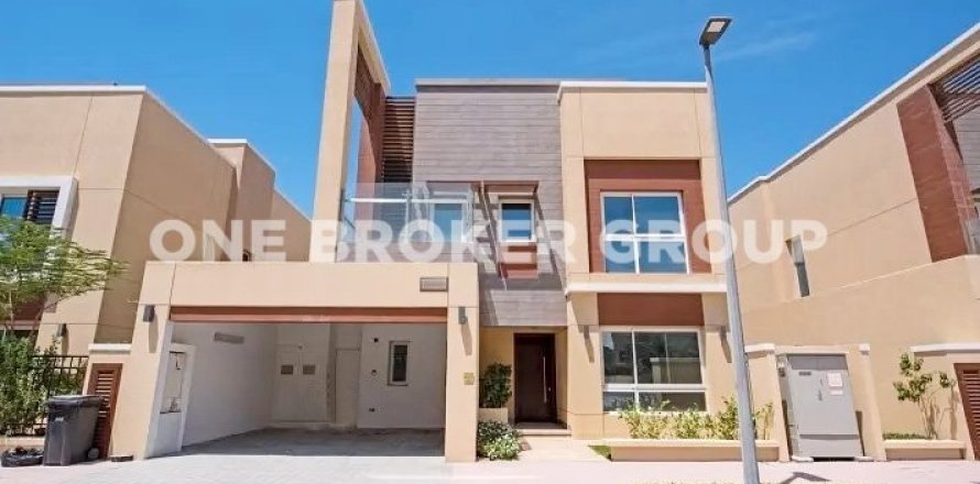 Villa à Al Barsha, Dubai, 4 chambres, 322.2 m², № 229