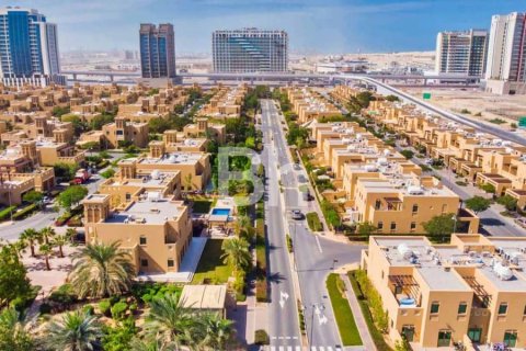 Apartment in Al Furjan, Dubai 1 bedroom, 80 sq.m. № 56739 - photo 8