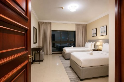 Apartment in Palm Jumeirah, Dubai 2 bedrooms, 166.7 sq.m. № 142287 - photo 6